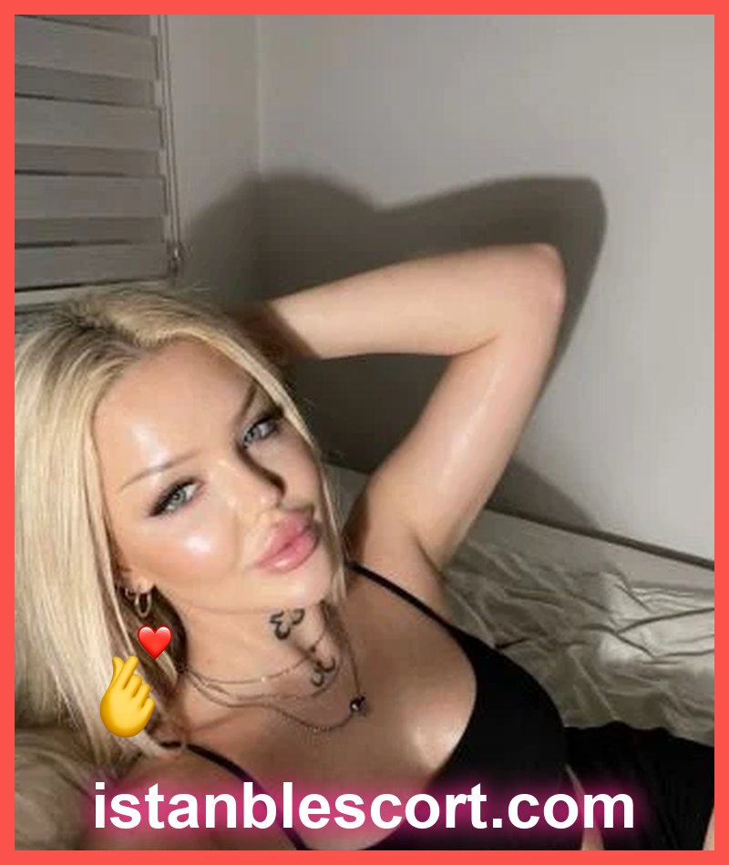 Defne, 27 — بطاقة فترينة Aydınlı